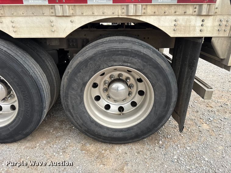image for item ET6382 2019 Wilson PSDCL-402 livestock trailer