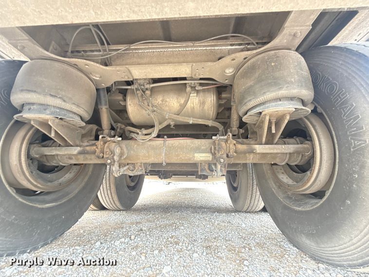 image for item ET6382 2019 Wilson PSDCL-402 livestock trailer