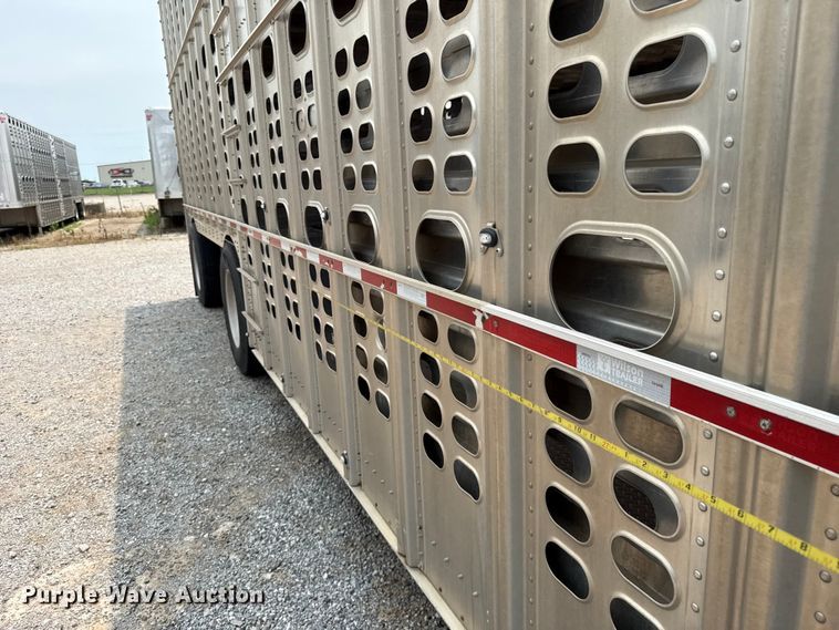 image for item ET6383 2019 Wilson PSDCL-402 livestock trailer