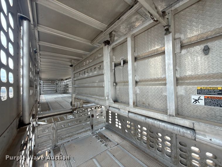 image for item ET6383 2019 Wilson PSDCL-402 livestock trailer