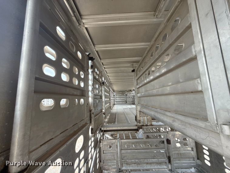 image for item ET6383 2019 Wilson PSDCL-402 livestock trailer