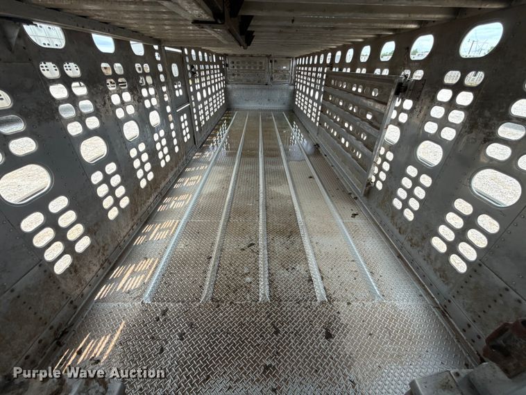 image for item ET6383 2019 Wilson PSDCL-402 livestock trailer