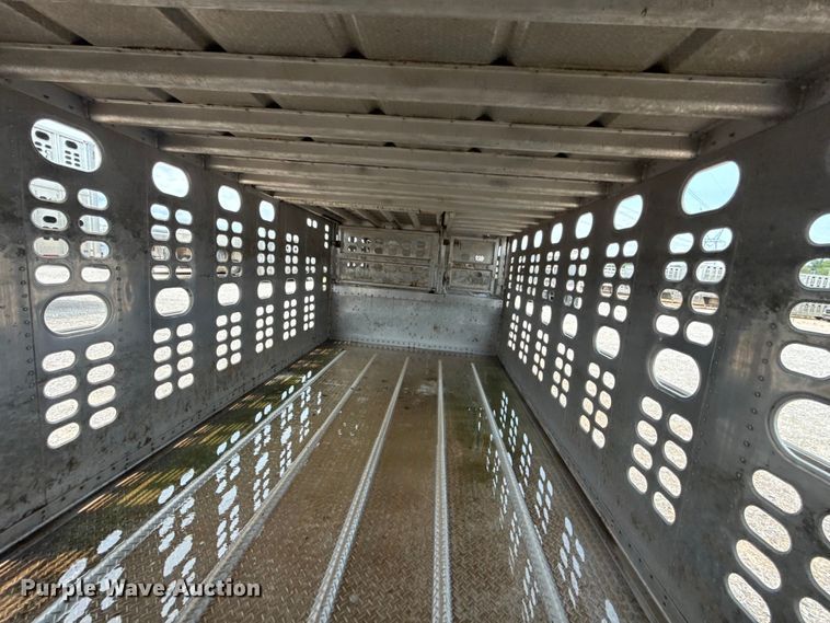 image for item ET6383 2019 Wilson PSDCL-402 livestock trailer