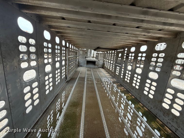 image for item ET6383 2019 Wilson PSDCL-402 livestock trailer