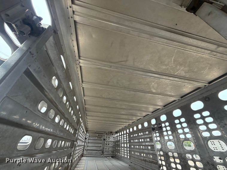 image for item ET6383 2019 Wilson PSDCL-402 livestock trailer