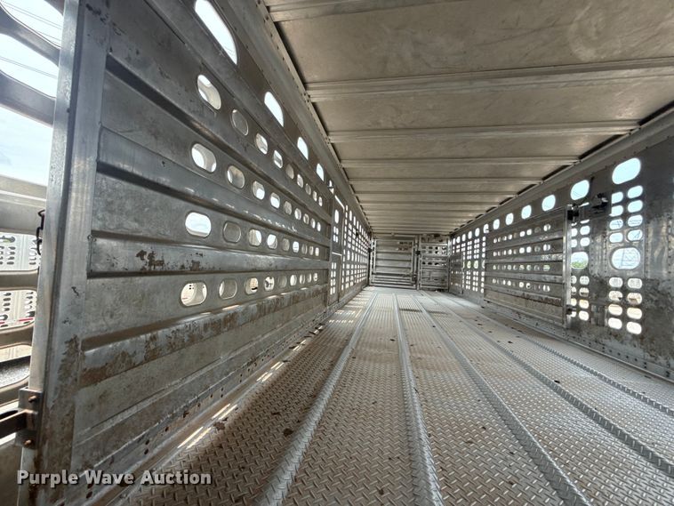 image for item ET6383 2019 Wilson PSDCL-402 livestock trailer