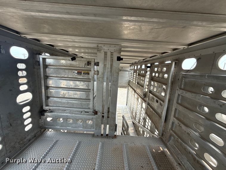 image for item ET6383 2019 Wilson PSDCL-402 livestock trailer