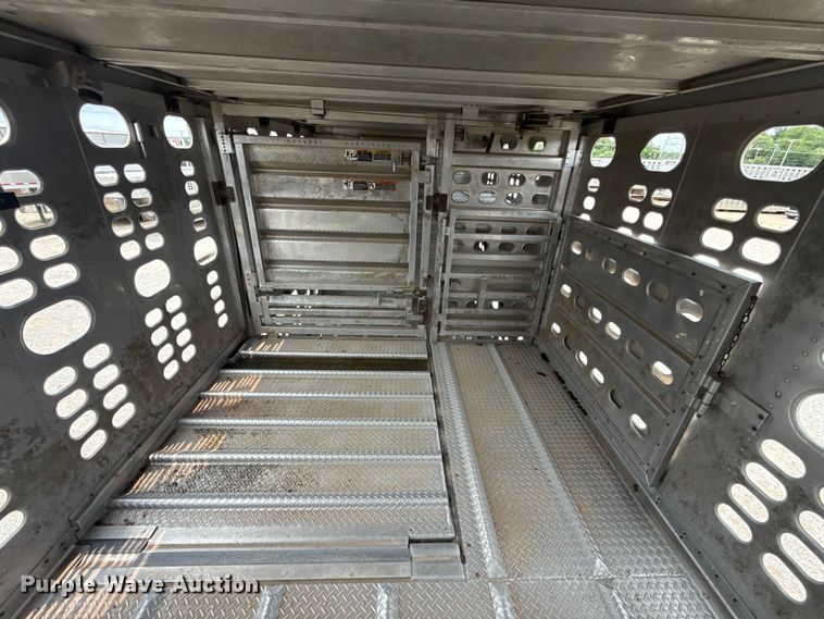 image for item ET6383 2019 Wilson PSDCL-402 livestock trailer