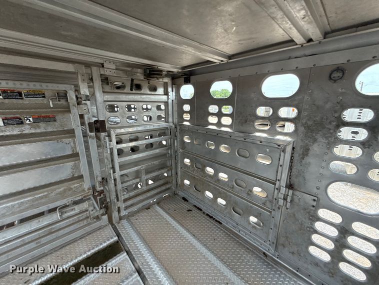 image for item ET6383 2019 Wilson PSDCL-402 livestock trailer