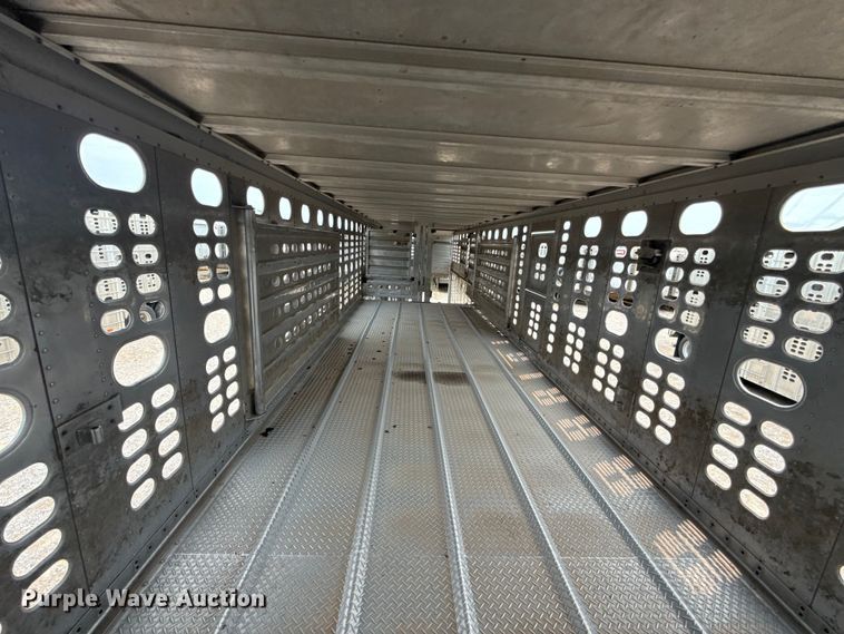 image for item ET6383 2019 Wilson PSDCL-402 livestock trailer