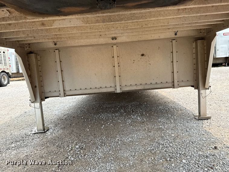 image for item ET6383 2019 Wilson PSDCL-402 livestock trailer
