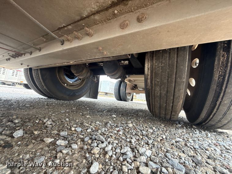 image for item ET6383 2019 Wilson PSDCL-402 livestock trailer