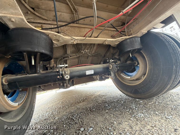 image for item ET6383 2019 Wilson PSDCL-402 livestock trailer