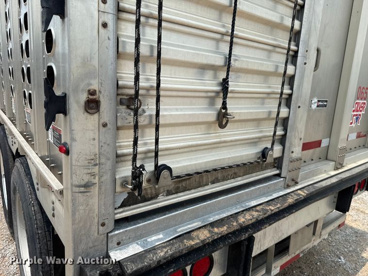 image for item ET6384 2019 Wilson PSDCL-402 livestock trailer