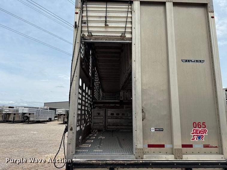 image for item ET6384 2019 Wilson PSDCL-402 livestock trailer