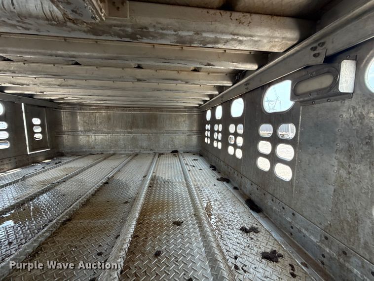 image for item ET6384 2019 Wilson PSDCL-402 livestock trailer