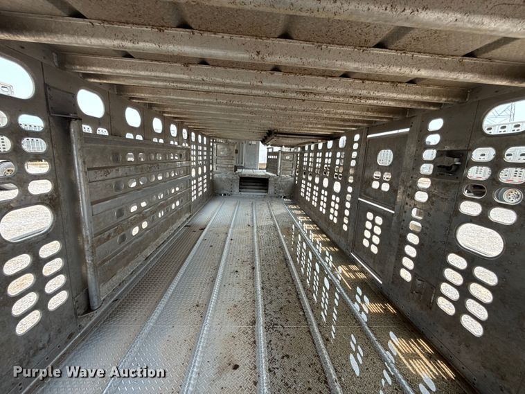 image for item ET6384 2019 Wilson PSDCL-402 livestock trailer
