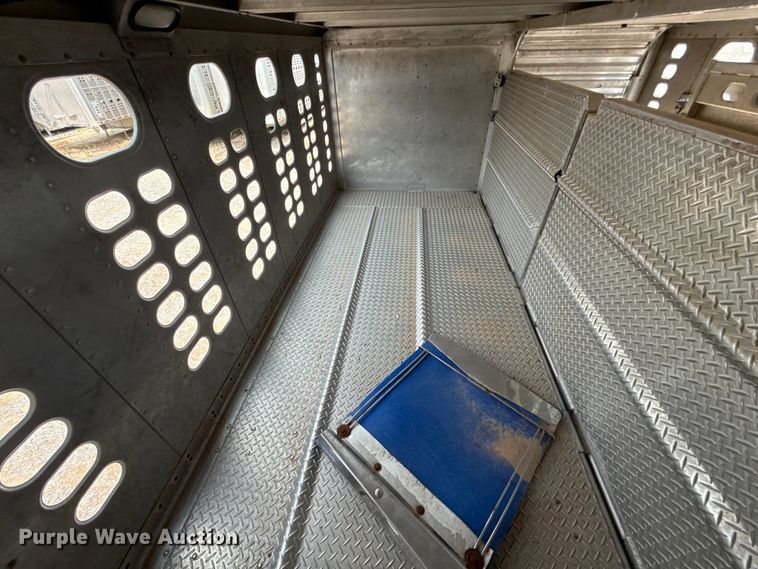 image for item ET6384 2019 Wilson PSDCL-402 livestock trailer