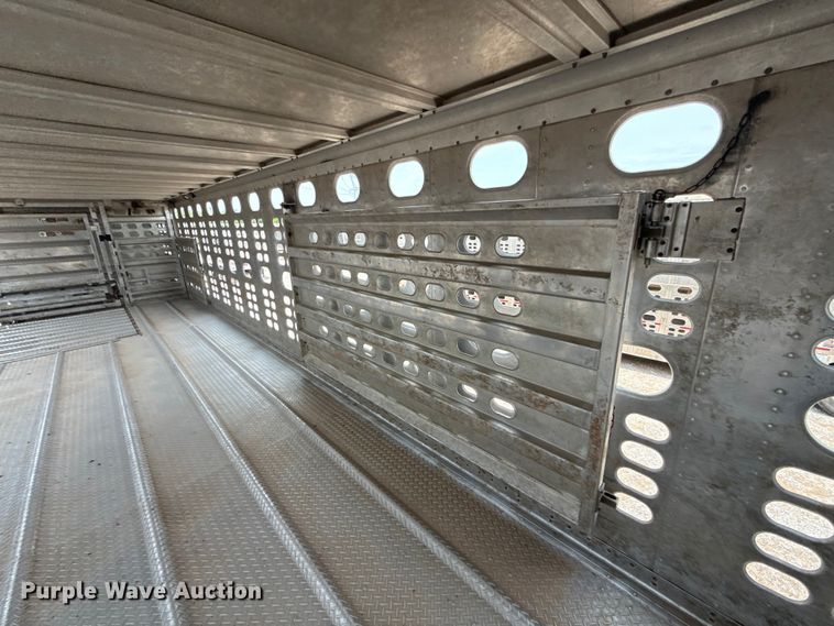 image for item ET6384 2019 Wilson PSDCL-402 livestock trailer