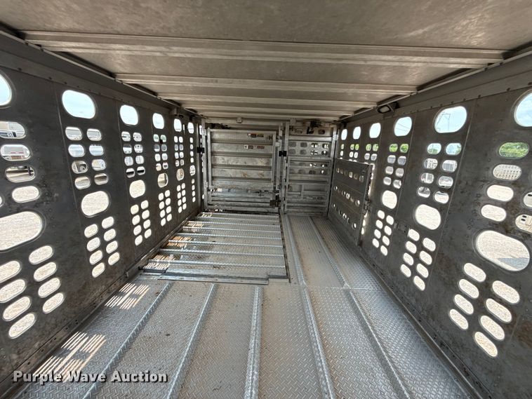 image for item ET6384 2019 Wilson PSDCL-402 livestock trailer