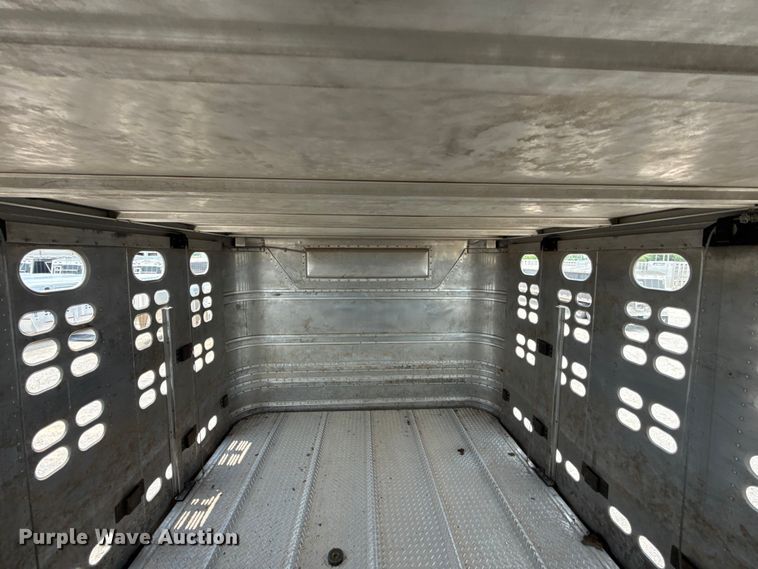 image for item ET6384 2019 Wilson PSDCL-402 livestock trailer