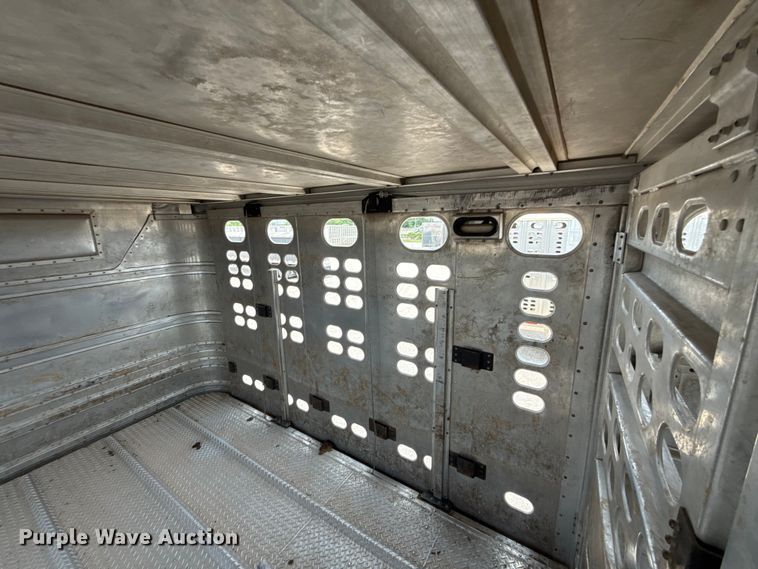 image for item ET6384 2019 Wilson PSDCL-402 livestock trailer