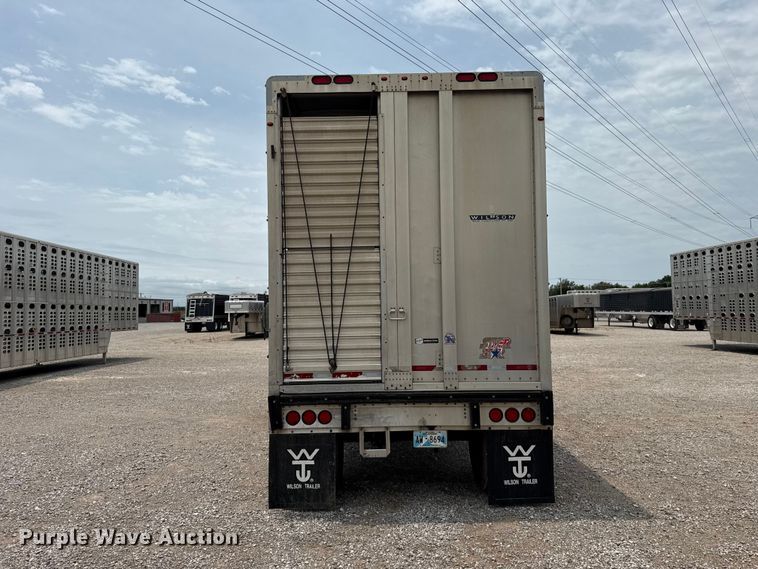image for item ET6386 2017 Wilson PSDCL-402 livestock trailer