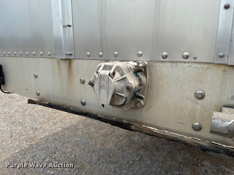 image for item ET6386 2017 Wilson PSDCL-402 livestock trailer