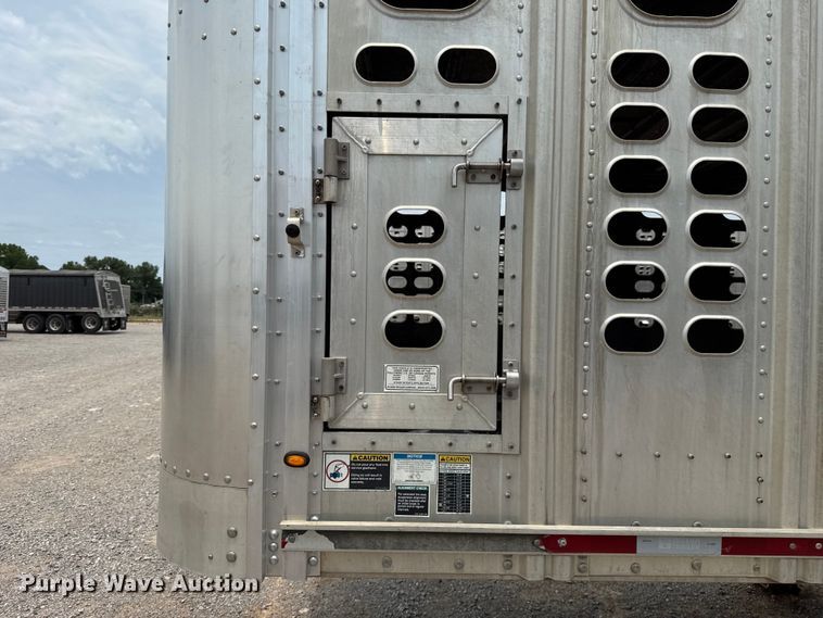 image for item ET6386 2017 Wilson PSDCL-402 livestock trailer