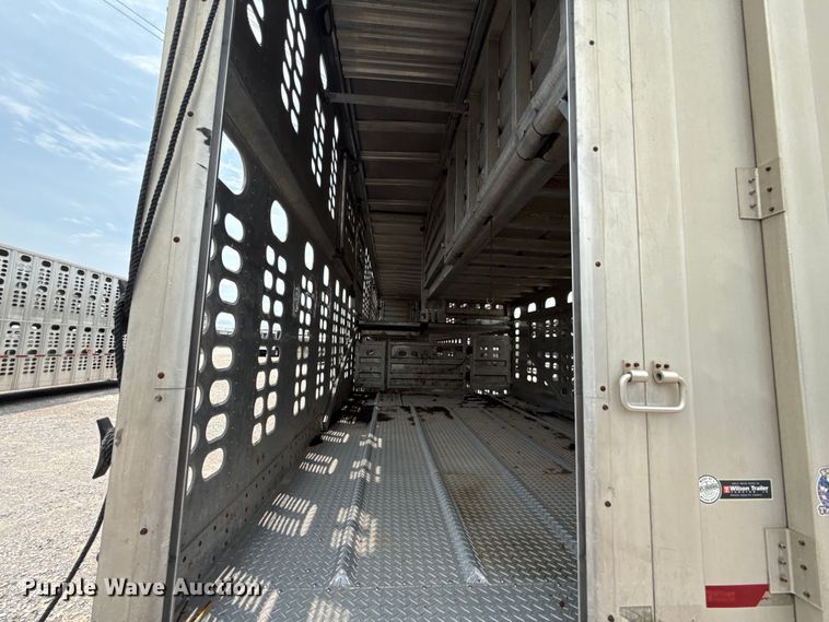 image for item ET6386 2017 Wilson PSDCL-402 livestock trailer