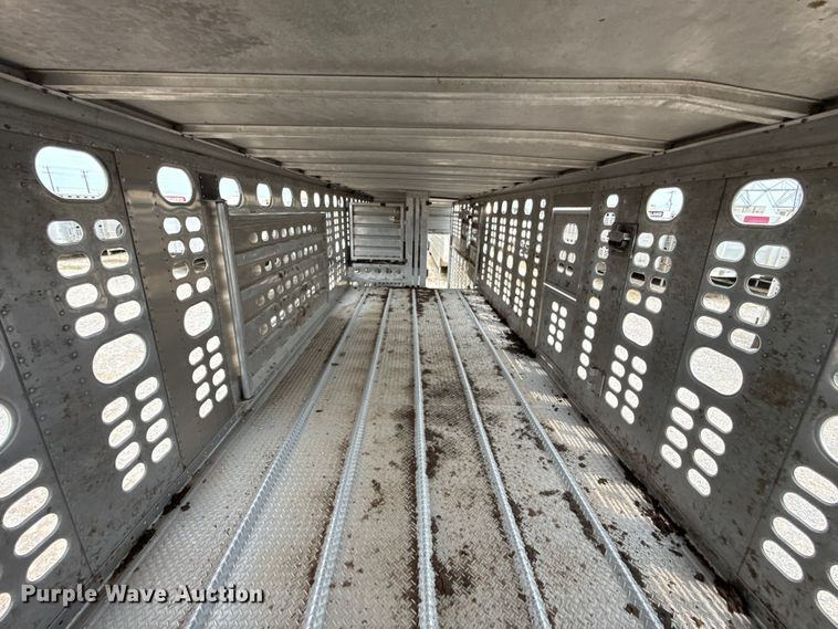 image for item ET6386 2017 Wilson PSDCL-402 livestock trailer