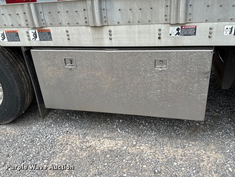 image for item ET6387 2019 Wilson PSDCL-402 livestock trailer