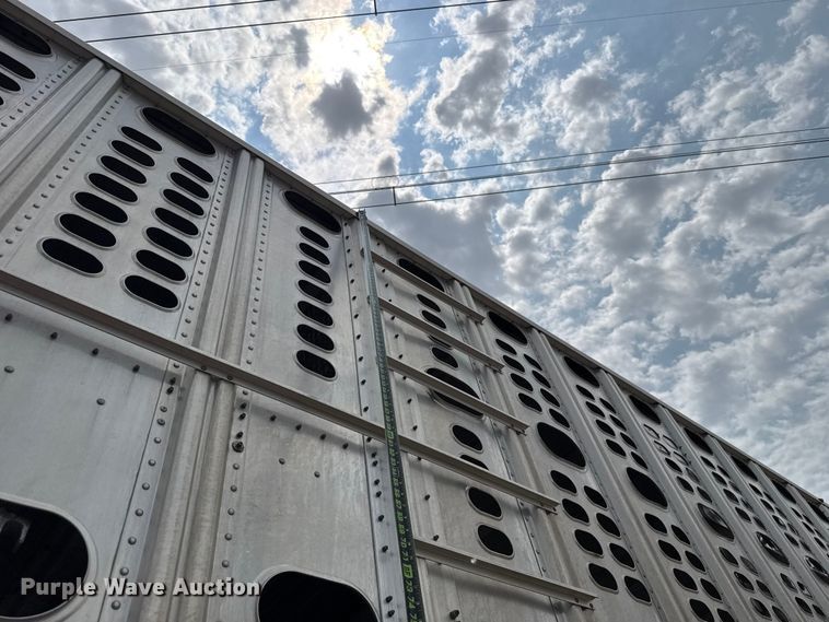 image for item ET6387 2019 Wilson PSDCL-402 livestock trailer