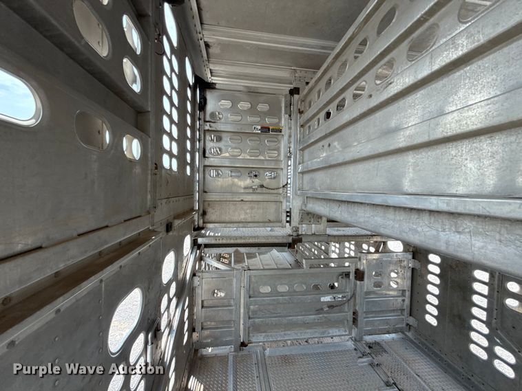 image for item ET6387 2019 Wilson PSDCL-402 livestock trailer