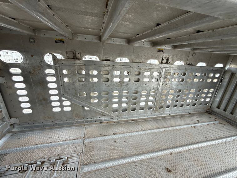 image for item ET6387 2019 Wilson PSDCL-402 livestock trailer