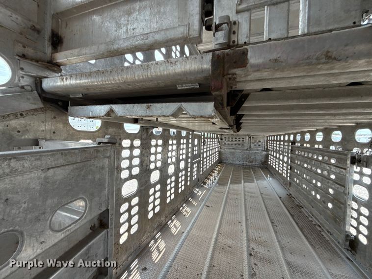 image for item ET6387 2019 Wilson PSDCL-402 livestock trailer