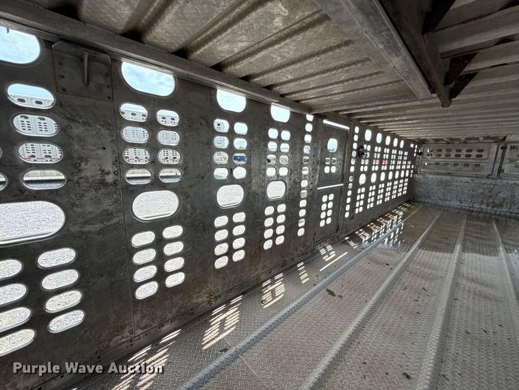 image for item ET6387 2019 Wilson PSDCL-402 livestock trailer