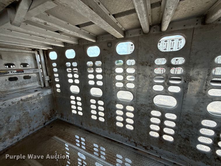image for item ET6387 2019 Wilson PSDCL-402 livestock trailer