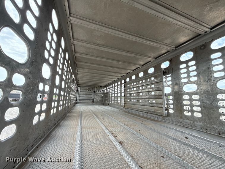 image for item ET6387 2019 Wilson PSDCL-402 livestock trailer