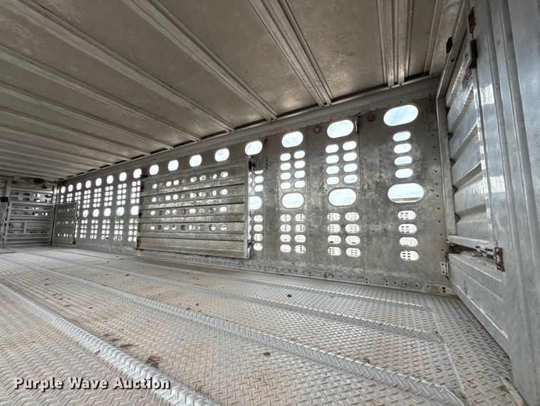 image for item ET6387 2019 Wilson PSDCL-402 livestock trailer