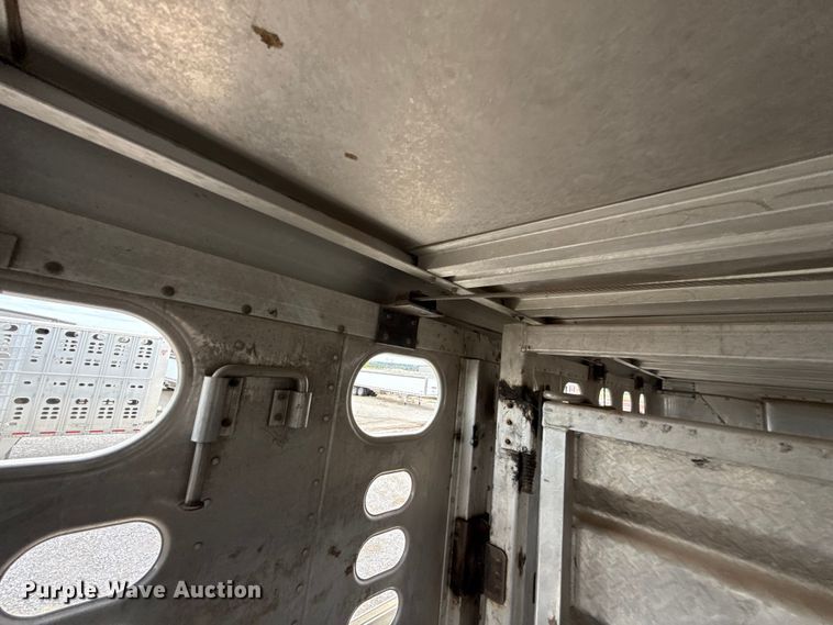 image for item ET6387 2019 Wilson PSDCL-402 livestock trailer