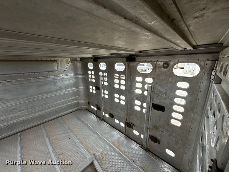 image for item ET6387 2019 Wilson PSDCL-402 livestock trailer