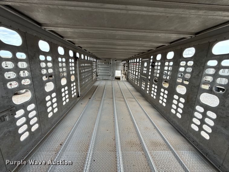 image for item ET6387 2019 Wilson PSDCL-402 livestock trailer