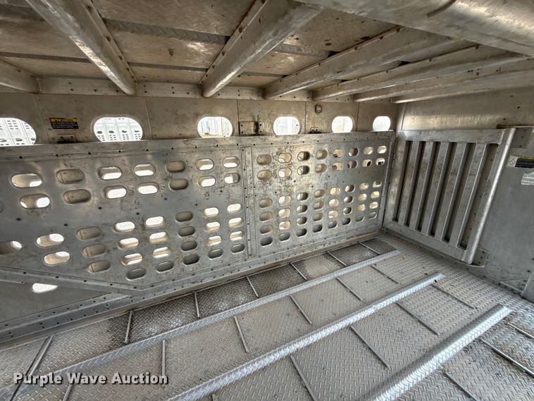 image for item ET6388 2020 Wilson PSDCL-402 livestock trailer