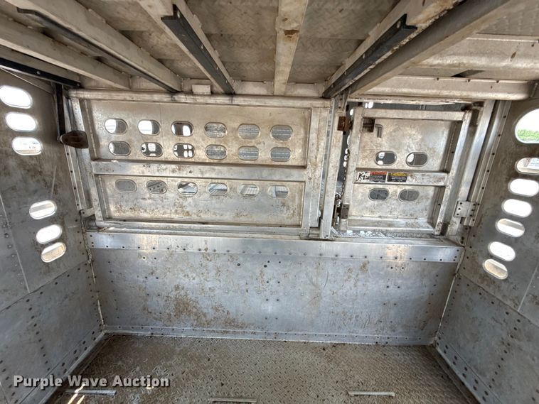 image for item ET6388 2020 Wilson PSDCL-402 livestock trailer
