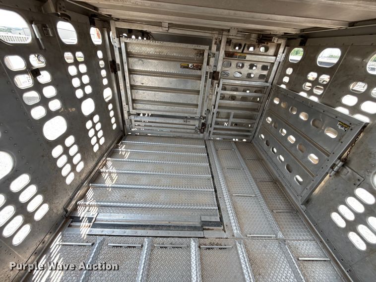 image for item ET6388 2020 Wilson PSDCL-402 livestock trailer