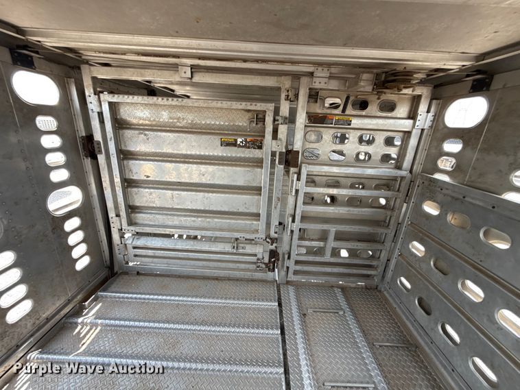 image for item ET6388 2020 Wilson PSDCL-402 livestock trailer