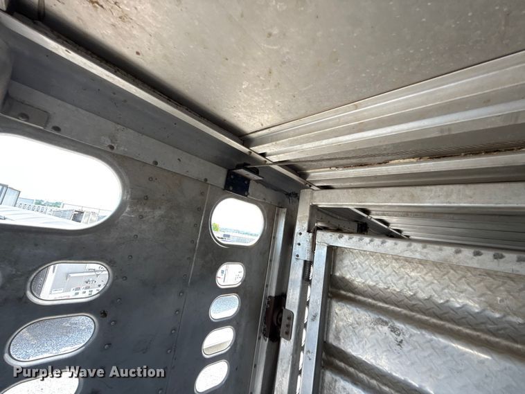 image for item ET6388 2020 Wilson PSDCL-402 livestock trailer