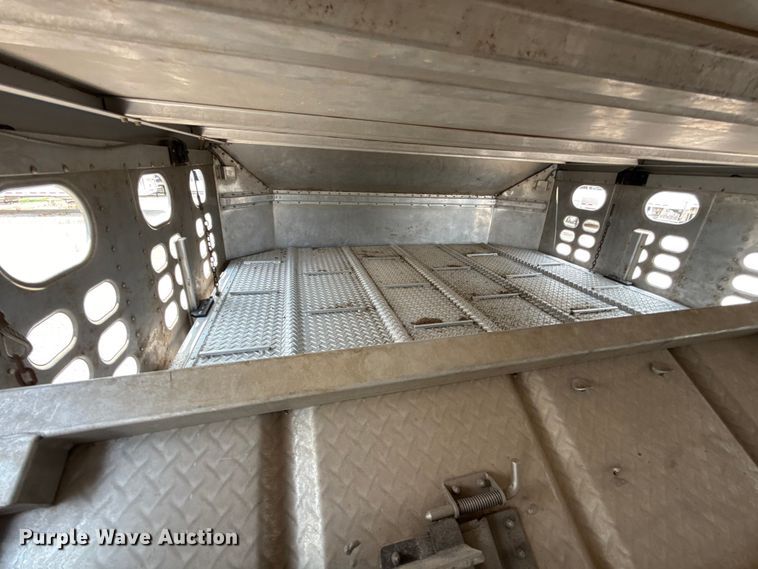 image for item ET6388 2020 Wilson PSDCL-402 livestock trailer