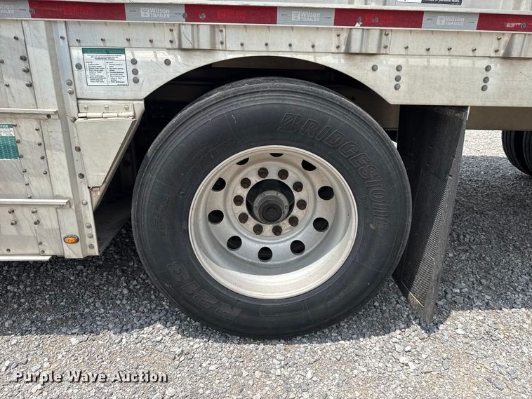 image for item ET6388 2020 Wilson PSDCL-402 livestock trailer